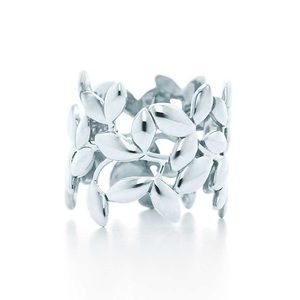 Tiffany & Co Olive Leaf Ring